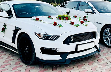 Ford Mustang Wedding Car